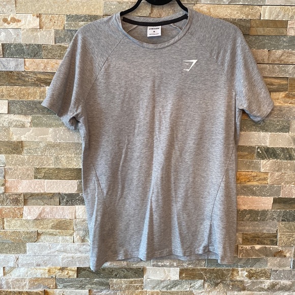 Gymshark t-shirt size medium - Picture 3 of 6